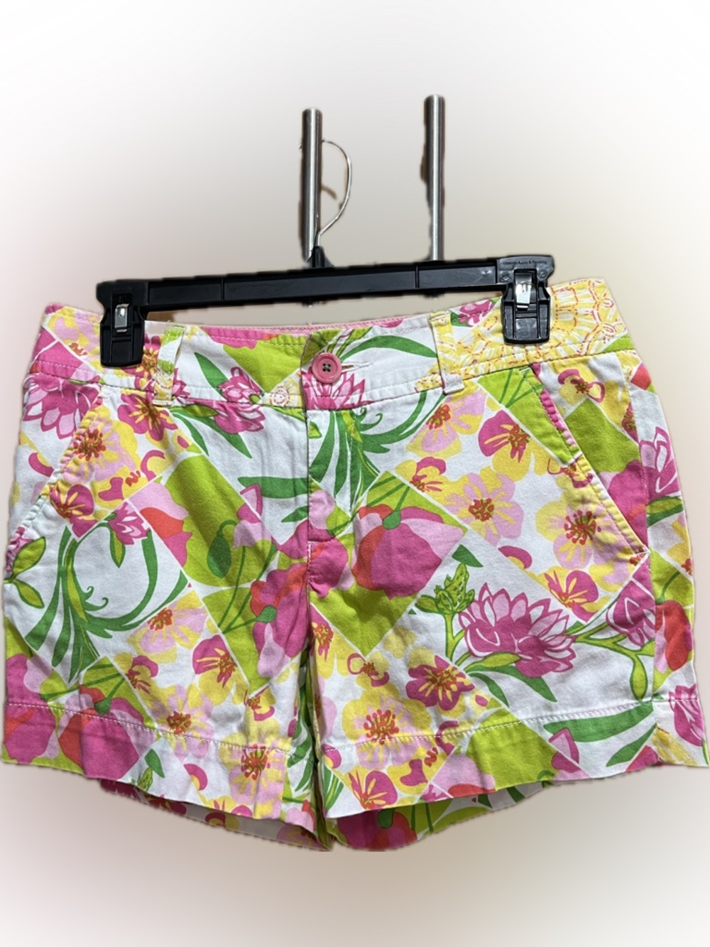 Lilly Pulitzer Callahan Mid Rise Fields Forever Shorts 2